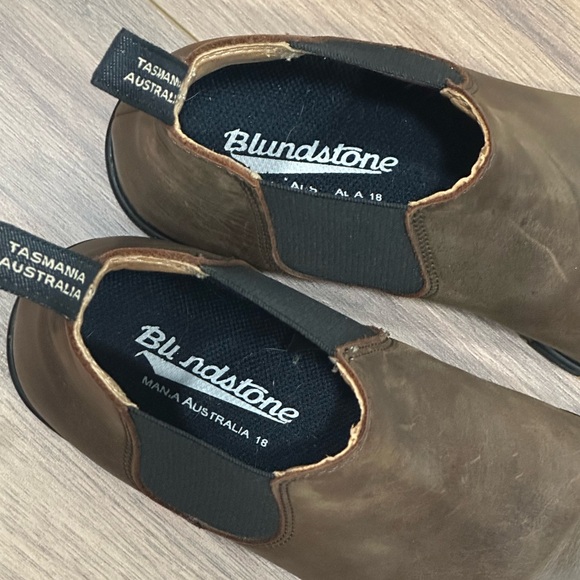 Blundstone Women’s #1970 Low Heel Chelsea Boots in Antique Brown Size 8 - Picture 9 of 12